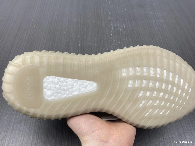 V2 Beige 350 Black Yeezy Adidas HP7870 Boost 0825